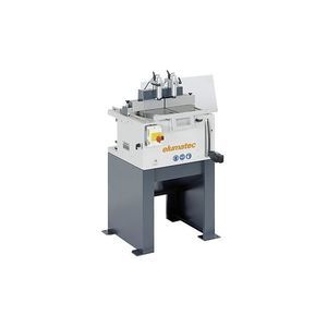 circular sawing machine 1
