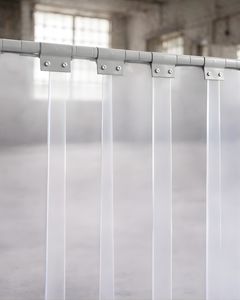 free-standing welding curtain 1