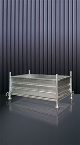 metal pallet