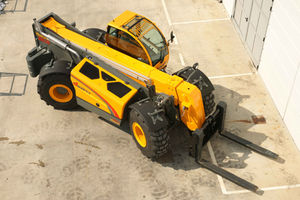 高效载荷Telehandler.