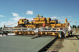 slipform paver