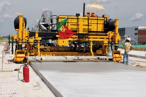 slipform paver
