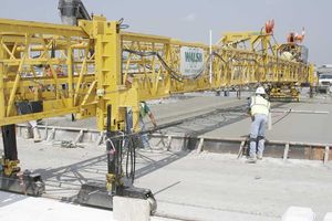 concrete paver / rubber-tired / for concrete slabs