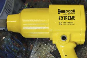 pneumatic impact wrench