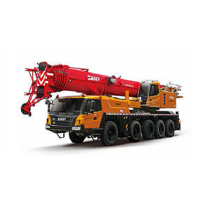 self-propelled crane