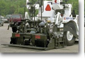 沥青摊铺机