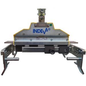 manipulator with electronic control 1