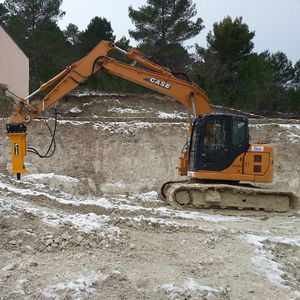 hydraulic rock breaker