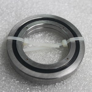 crossed roller bearing