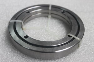 crossed roller bearing