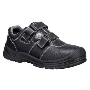 anti-slip safety shoes