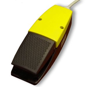 control pedal