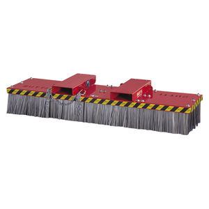 forklift broom 1
