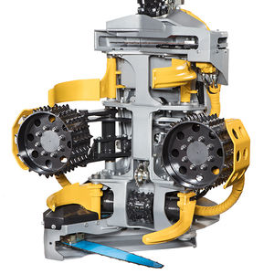 roller feed harvester head