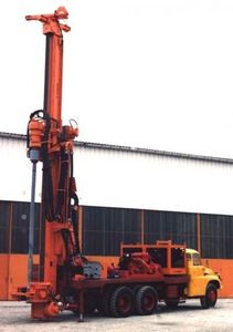 multifunction drilling rig / truck-mounted / rotary / hydraulic