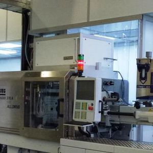 laminar flow extractor hood