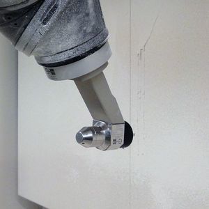 spraying gun / for paint / automatic / for abrasive materials