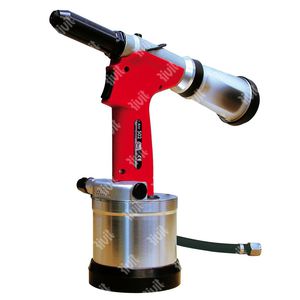 oleo-pneumatic riveting tool