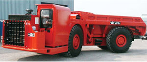 articulated dump truck
