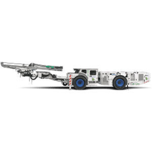 rotary drilling rig