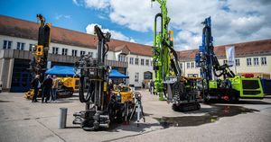 tie-back anchoring drilling rig