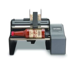 semi-automatic label applicator