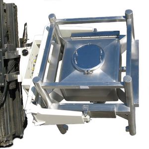 hydraulic tipping station