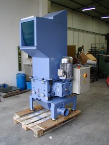 knife mill