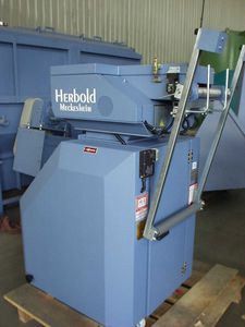 compact grinder granulator