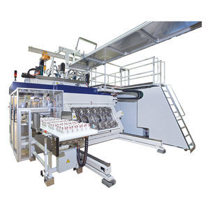 roll-fed thermoforming machine