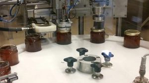 honey filler capper labeler