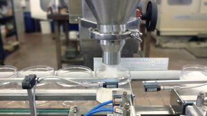 automatic filler capper labeler