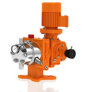 hydraulic cooling water pump