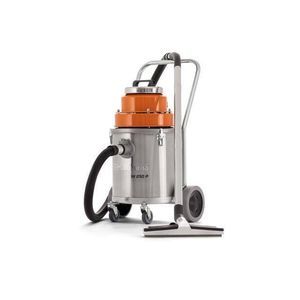 industrial vacuum cleaner