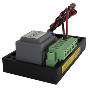 three-phase reactive power controller