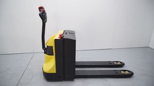 electric pallet truck