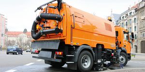 truck-mounted suction sweeper