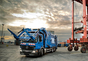 前装废物收集车辆