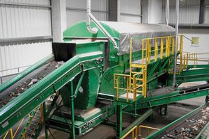 biological waste treatment screening unit