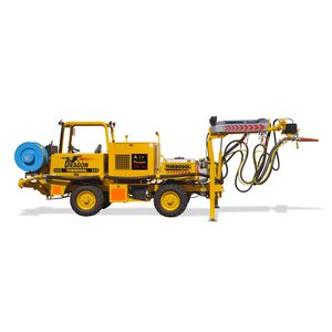 concrete spraying machine