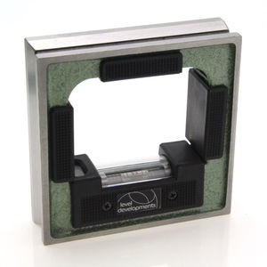 spirit level / precision / magnetic / adjustable
