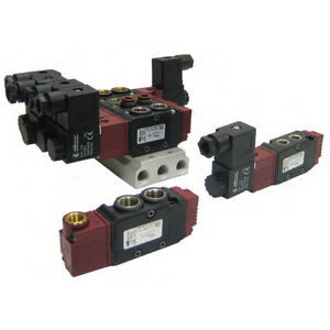 阀芯气动方向控制阀