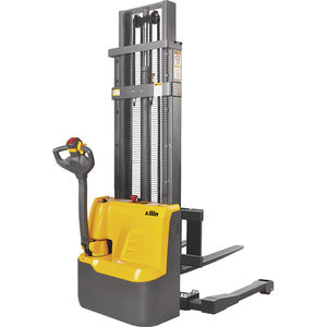electric stacker truck