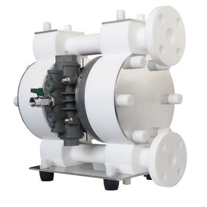 double-diaphragm pump