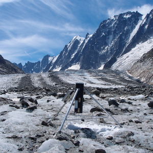 冰川融化监测站