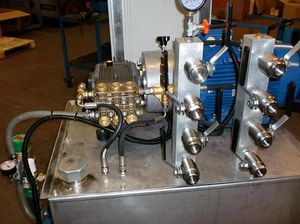 pipe test machine / hydraulic