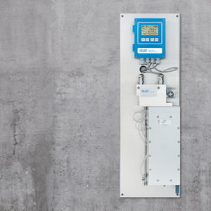 in-line conductivity meter
