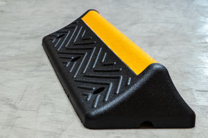 vehicle truck wheel block