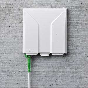 surface-mount fiber optic outlet 1