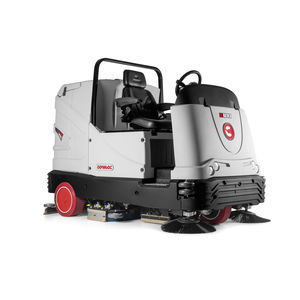 ride-on scrubber-dryer